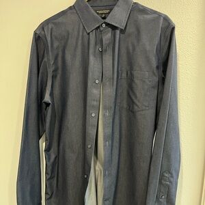 Banana Republic - Non-Iron Classic Fit Button Down - Size Large - Tall